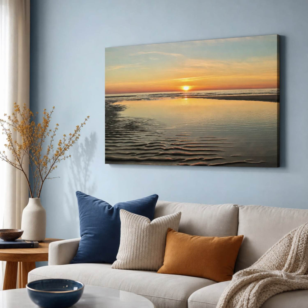 [ai-modified;e:living-room] DMC Masterpieces: Sonnenuntergang bei Ebbe in einer Wohnsituation