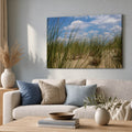 [ai-modified;e:living-room] 88Miles Wandbild Dünengras in einer Wohnlandschaft