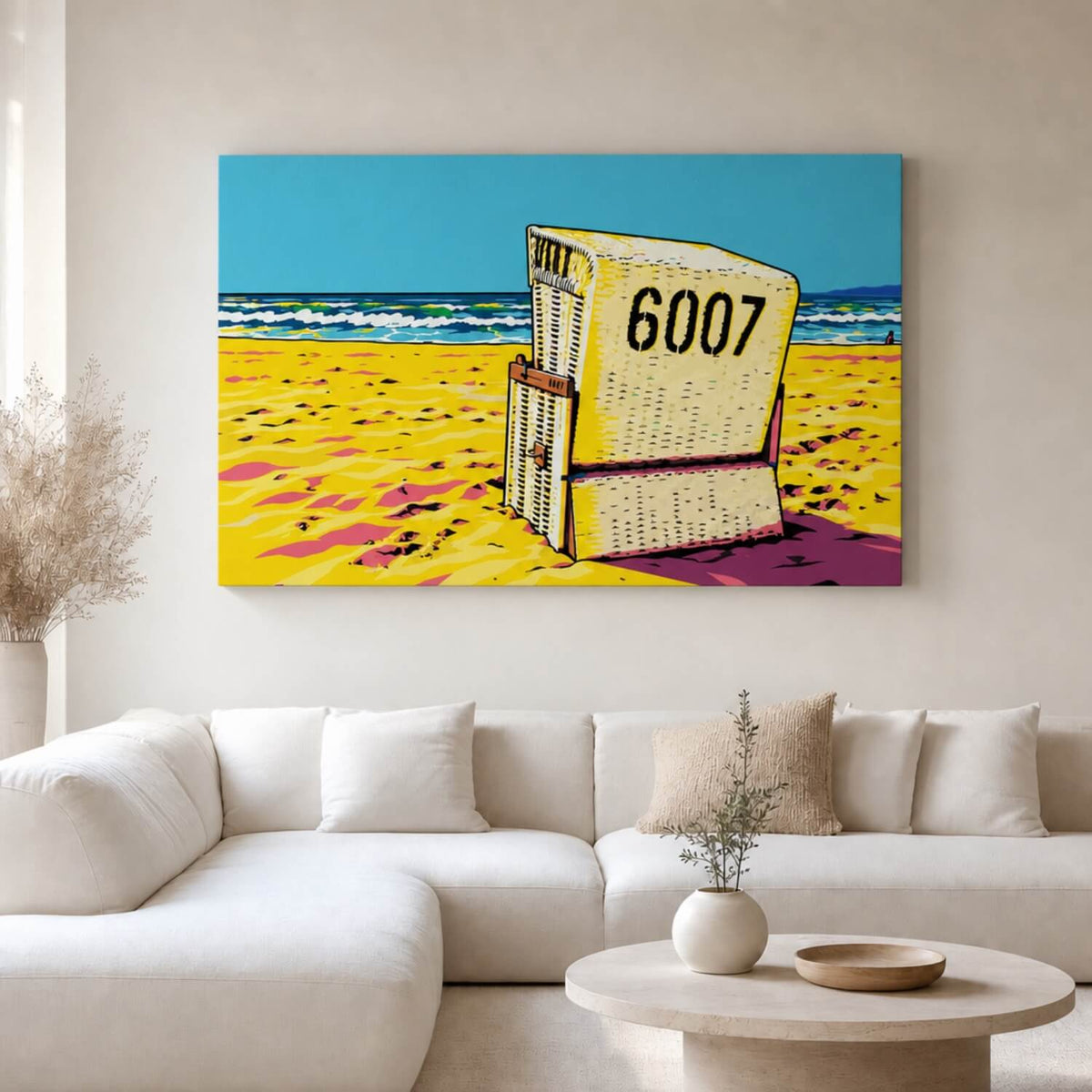 [ai-modified;e:living-room] In einer hellen Wohnsituation hängt das Wandbild Strandkorb meets Popart